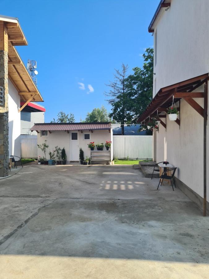 Luca'S Studio 2 ,Close To Therme Bucharest, Airport Otopeni Balotesti Exterior foto